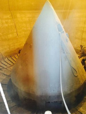 水泥庫清庫，清理鋼板倉