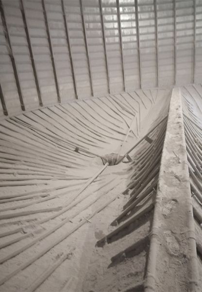 水泥庫清庫，清理鋼板倉