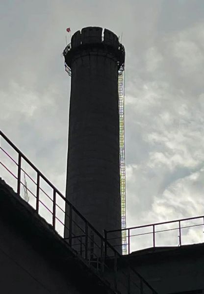 煙囪拆除，水塔拆除