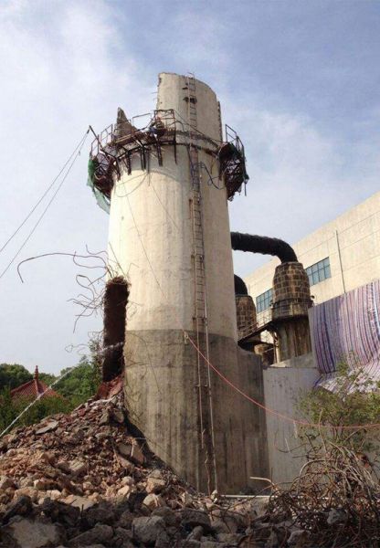 煙囪拆除，水塔拆除