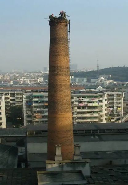 煙囪拆除，水塔拆除