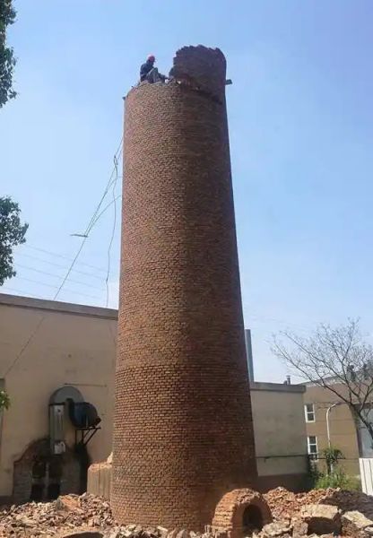 煙囪拆除，水塔拆除