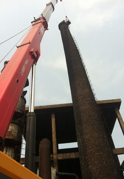 煙囪拆除，水塔拆除